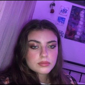 Meet your Posher, Faith